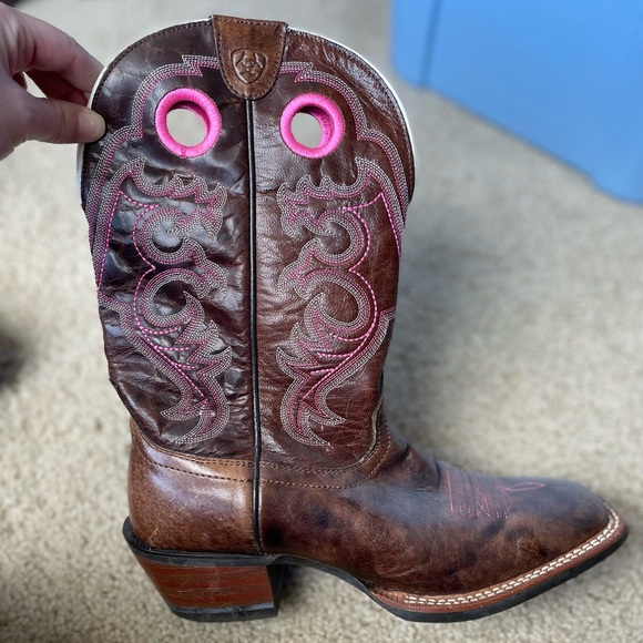 Ariat Women’s Crossfire Boots, Size 9, Pink and Brown - Picture 3 of 4